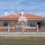 Къща в с. Българево, Област Добрич - 165 кв.м за 1085 €/кв.м - Снимка #1