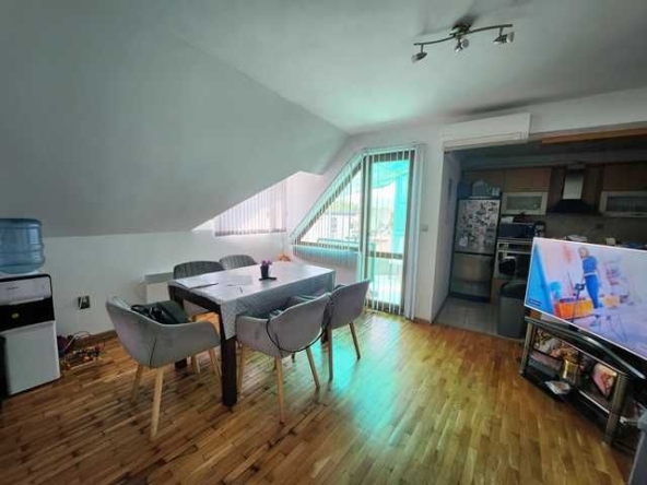 Мезонет в Търговище, Боровец - 140 кв.м за 776 €/кв.м - Снимка #1