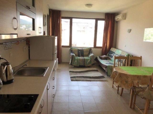 Двустаен апартамент в к.к. Слънчев бряг - 60 кв.м за 1034 €/кв.м - Снимка #1