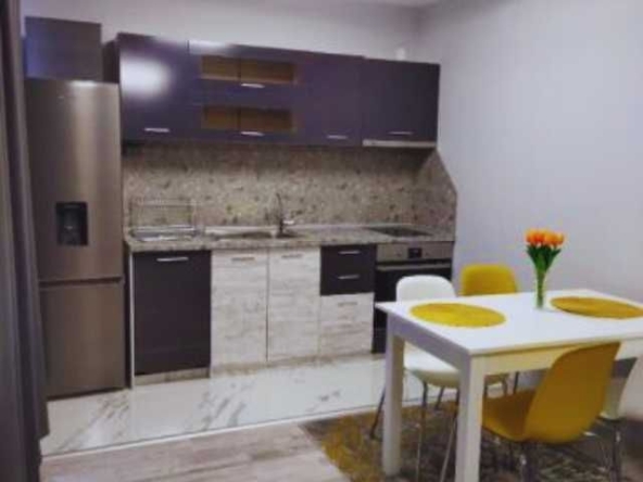 Дава се под наем Двустаен апартамент в София, Зона Б-5 - 78 кв.м за 765 € - Снимка #1