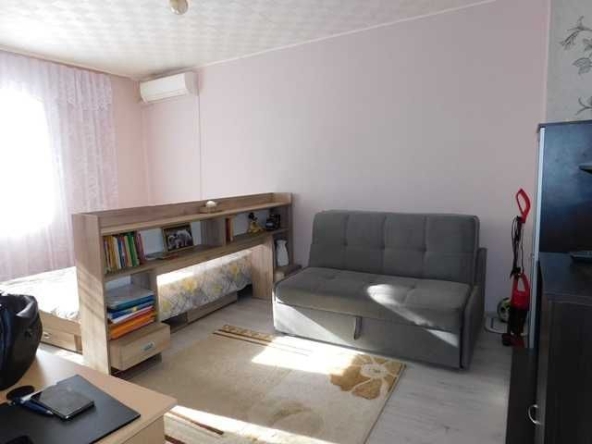 Едностаен апартамент в Търговище, Център - 44 кв.м за 1038 €/кв.м - Снимка #1