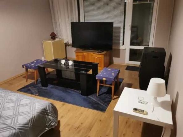 Дава се под наем Едностаен апартамент в София, Слатина - 48 кв.м за 382.5 € - Снимка #1