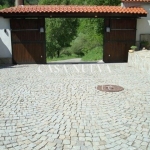 Къща в с. Драгичево, Област Перник - 385 кв.м за 1141 €/кв.м - Снимка #1