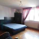 Дава се под наем Четиристаен апартамент в Търговище, Център - 115 кв.м за 459 € - Снимка #1