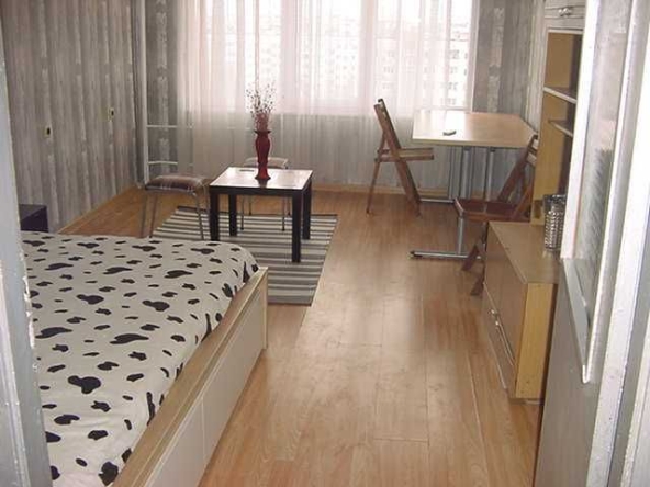 Дава се под наем Едностаен апартамент в София, Дружба 2 - 52 кв.м за 400 € - Снимка #1