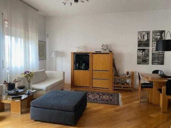 Дава се под наем Двустаен апартамент в София, Център - 54 кв.м за 408 € - Снимка #1