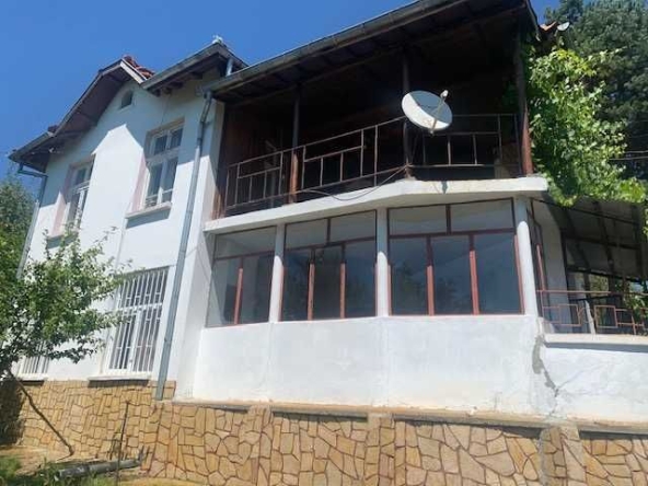 Къща в с. Орляне, Област Ловеч - 180 кв.м за 178 €/кв.м - Снимка #1