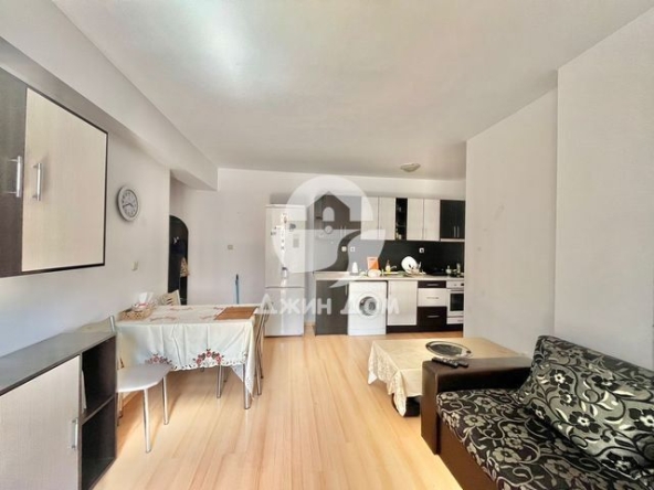 Тристаен апартамент в к.к. Слънчев бряг - 73 кв.м за 864 €/кв.м - Снимка #1