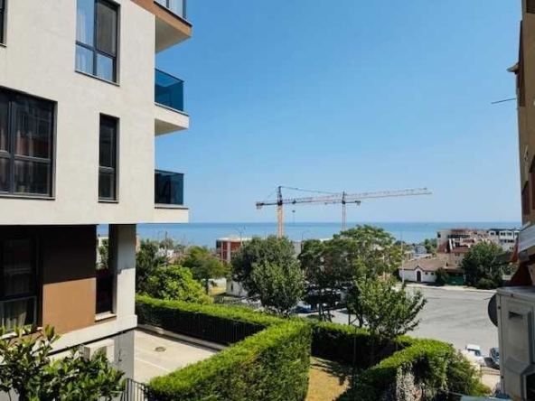 Дава се под наем Двустаен апартамент в Варна, Бриз - 68 кв.м за 700 € - Снимка #1