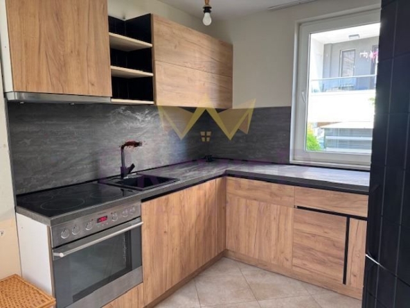 Дава се под наем Двустаен апартамент в Варна, Бриз - 68 кв.м за 700 € - Снимка #1