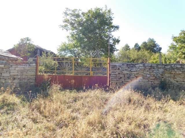 Парцел в Търговище, Център - 410 кв.м за 41 €/кв.м - Снимка #1