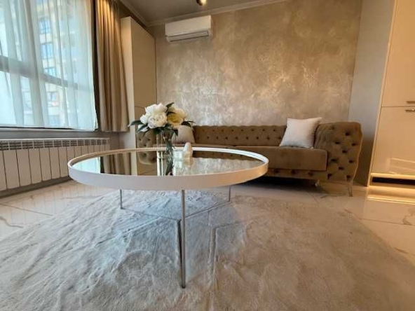 Дава се под наем Двустаен апартамент в Велико Търново, Зона Б - 65 кв.м за 598.23 € - Снимка #1