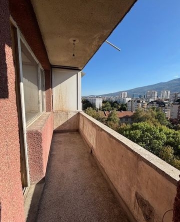 Тристаен апартамент в София, Манастирски ливади - 70 кв.м за 1312 €/кв.м - Снимка #1