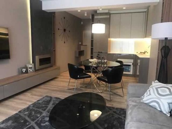 Двустаен апартамент в София, Лозенец - 79 кв.м за 846 €/кв.м - Снимка #1