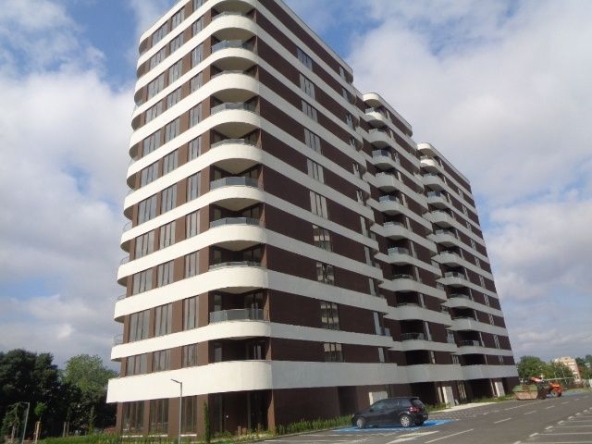 Тристаен апартамент в Варна, Трошево - 115 кв.м за 1109 €/кв.м - Снимка #1