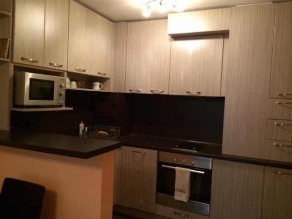 Дава се под наем Двустаен апартамент в София, Център - 54 кв.м за 518.67 € - Снимка #1