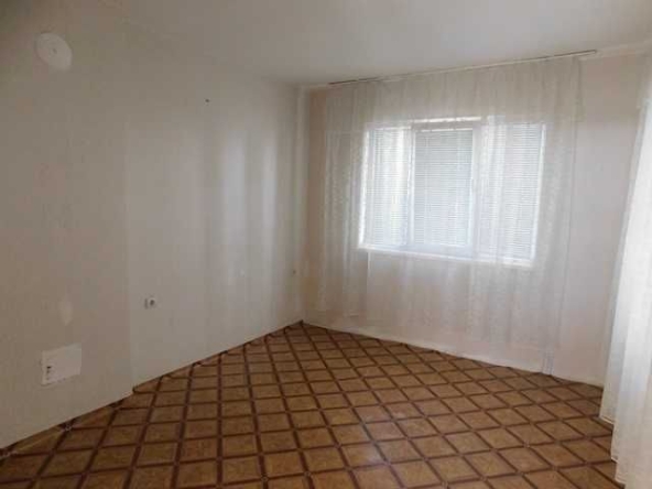 Дава се под наем Офис в Търговище, Център - 20 кв.м за 109.65 € - Снимка #1