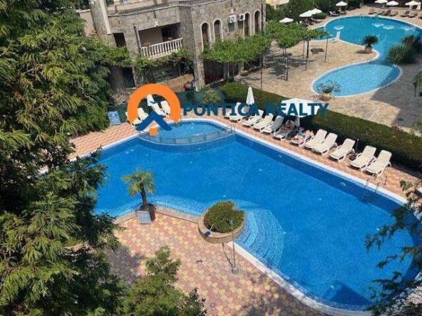 Двустаен апартамент в к.к. Слънчев бряг - 75 кв.м за 592 €/кв.м - Снимка #1