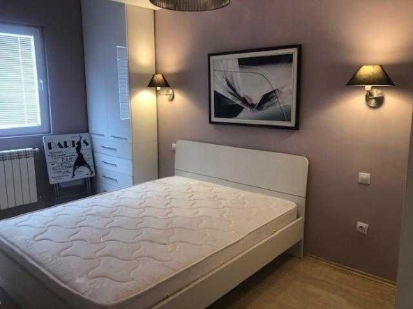 Дава се под наем Двустаен апартамент в Бургас, Славейков - 64 кв.м за 224.4 € - Снимка #1