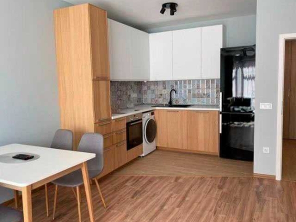 Дава се под наем Двустаен апартамент в София, Младост 4 - 73 кв.м за 382.5 € - Снимка #1