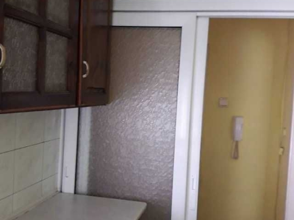 Дава се под наем Двустаен апартамент в Бургас, Зорница - 66 кв.м за 153 € - Снимка #1