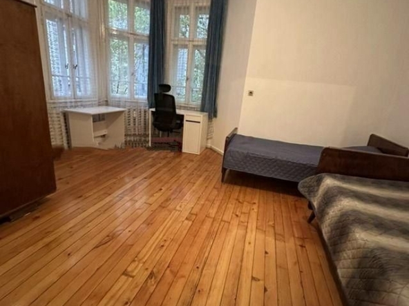 Дава се под наем Тристаен апартамент в София, Медицинска академия - 90 кв.м за 678 € - Снимка #1