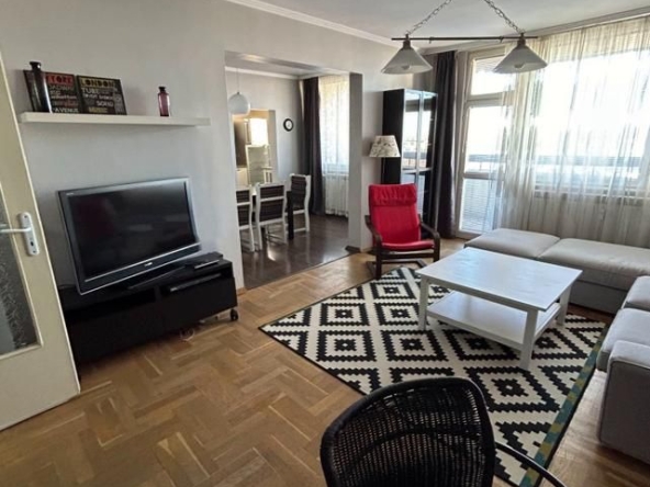 Дава се под наем Тристаен апартамент в София, Зона Б-19 - 106 кв.м за 917.49 € - Снимка #1