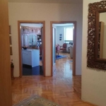 Дава се под наем Тристаен апартамент в Пловдив, Остромила - 95 кв.м за 306 € - Снимка #1