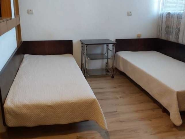 Дава се под наем Едностаен апартамент в Бургас, Възраждане - 36 кв.м за 140 € - Снимка #1