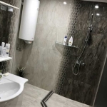 Дава се под наем Тристаен апартамент в Бургас, Меден рудник - зона Б - 92 кв.м за 200 € - Снимка #1