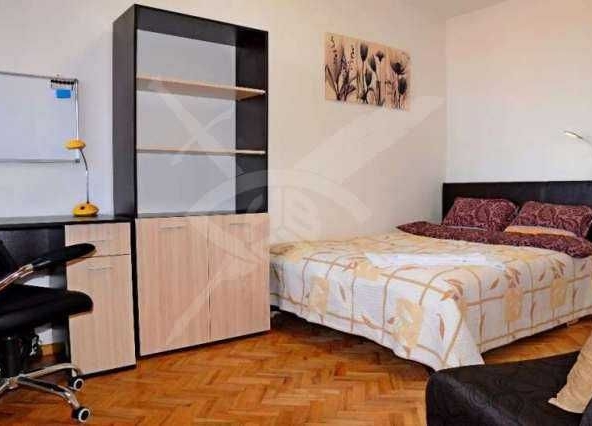 Дава се под наем Едностаен апартамент в Варна, Общината - 30 кв.м за 200 € - Снимка #1