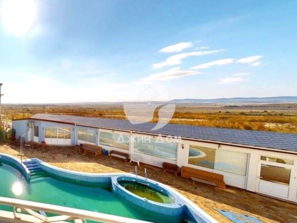 Двустаен апартамент в с. Кошарица, Област Бургас - 64 кв.м за 518 €/кв.м - Снимка #1