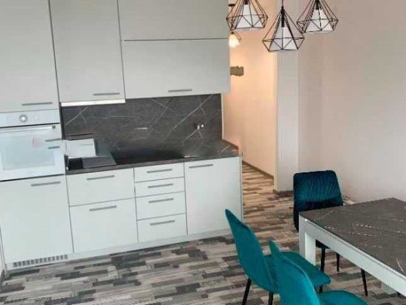 Двустаен апартамент в София, Белите брези - 74 кв.м за 1730 €/кв.м - Снимка #1