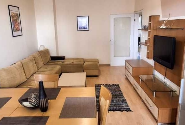 Тристаен апартамент в Стара Загора, Казански - 64 кв.м за 1532 €/кв.м - Снимка #1