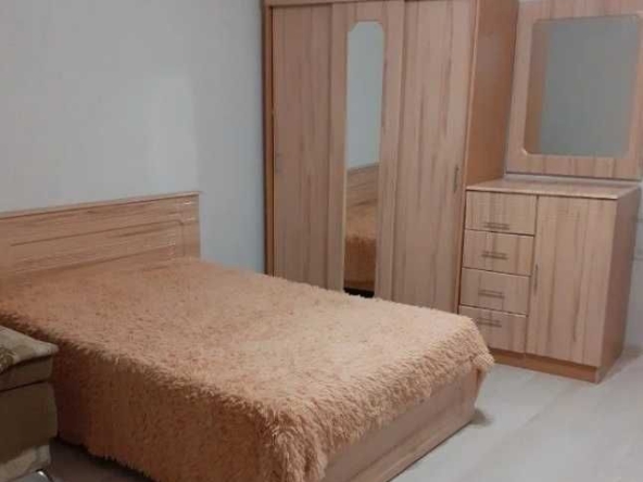 Дава се под наем Едностаен апартамент в Пловдив, Остромила - 40 кв.м за 219.3 € - Снимка #1