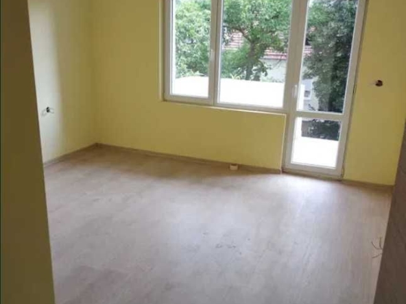 Тристаен апартамент в София, Център - 117 кв.м за 1881 €/кв.м - Снимка #1