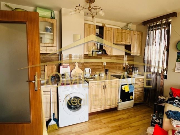 Тристаен апартамент в Варна, Бриз - 84 кв.м за 2000 €/кв.м - Снимка #1