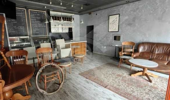 Заведение в Пловдив, Тракия - 55 кв.м за 1484 €/кв.м - Снимка #1