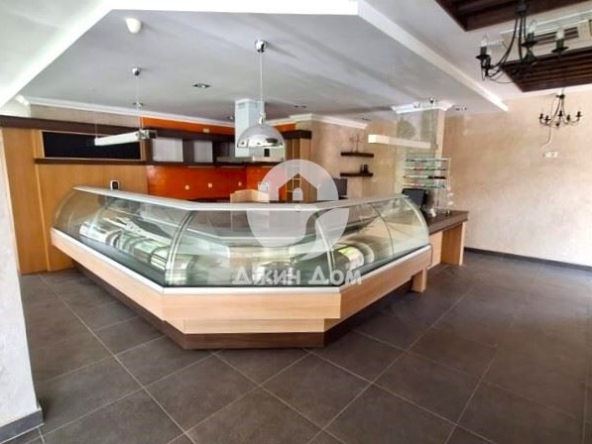 Заведение в Несебър - 173 кв.м за 1330 €/кв.м - Снимка #1