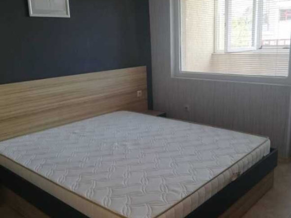 Дава се под наем Двустаен апартамент в Бургас, Меден рудник - зона А - 74 кв.м за 175 € - Снимка #1