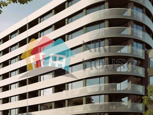 Тристаен апартамент в Варна, ЖП Гара - 109 кв.м за 1118 €/кв.м - Снимка #1