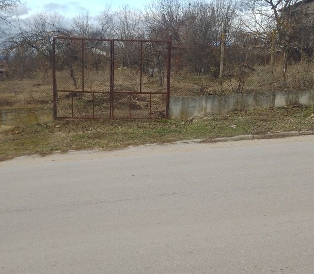 Парцел в с. Леденик, Област Велико Търново - 720 кв.м за 31 €/кв.м - Снимка #1