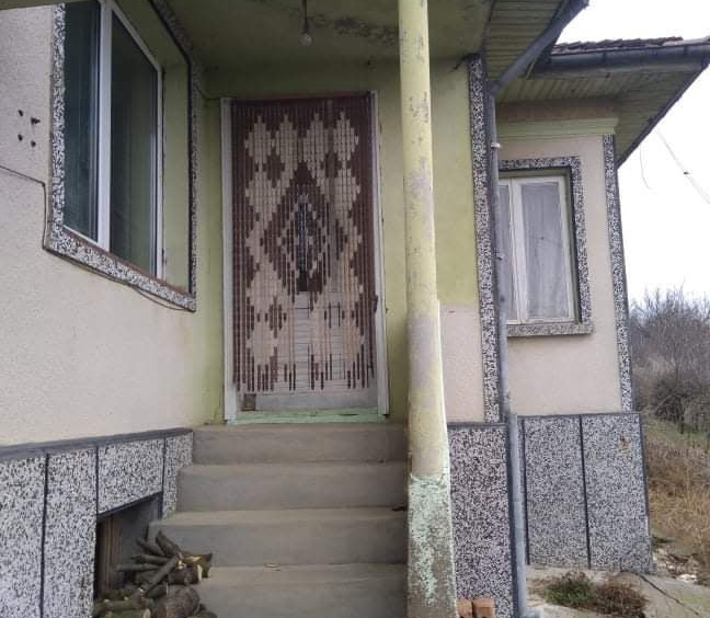 Къща в Алфатар - 100 кв.м за 128 €/кв.м - Снимка #1