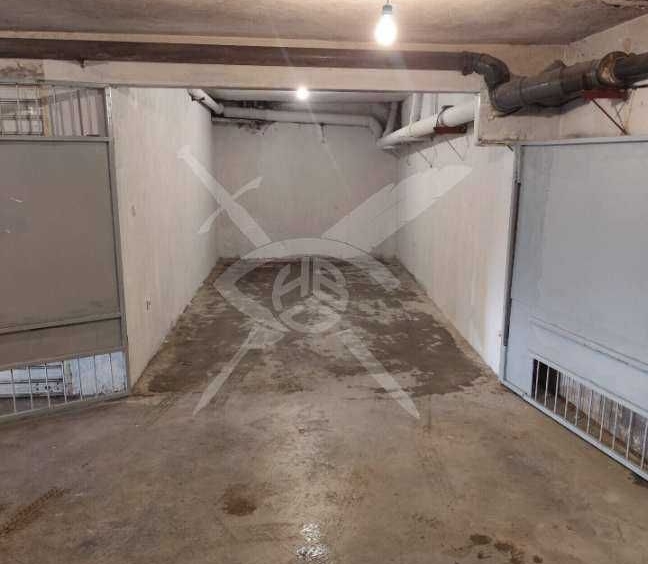 Дава се под наем Гараж / Паркомясто в Пловдив, Кършияка - 18 кв.м за 74.46 € - Снимка #1