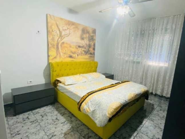 Дава се под наем Тристаен апартамент в Пловдив, Каменица 1 - 74 кв.м за 224.4 € - Снимка #1
