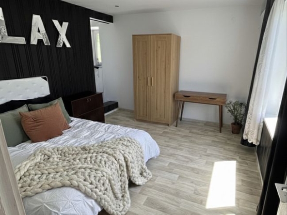 Дава се под наем Къща в с. Кирилово, Област Стара Загора - 100 кв.м за 488.58 € - Снимка #1