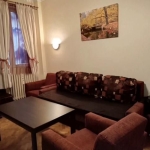 Дава се под наем Тристаен апартамент в София, Център - 85 кв.м за 766 € - Снимка #1