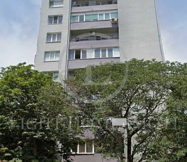 Двустаен апартамент в Пловдив, Захарна фабрика - 59 кв.м за 1780 €/кв.м - Снимка #1