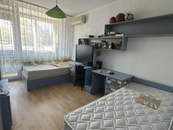 Четиристаен апартамент в Бургас, Братя Миладинови - 100 кв.м за 1600 €/кв.м - Снимка #1