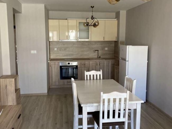 Дава се под наем Двустаен апартамент в Бургас, Сарафово - 60 кв.м за 408 € - Снимка #1